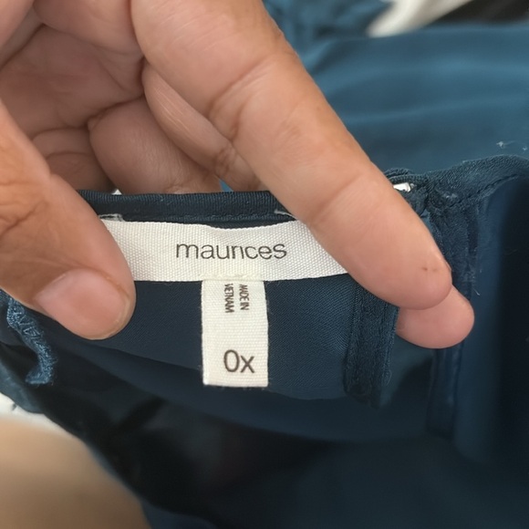 Elegant Teal Women's Top - Picture 5 of 7